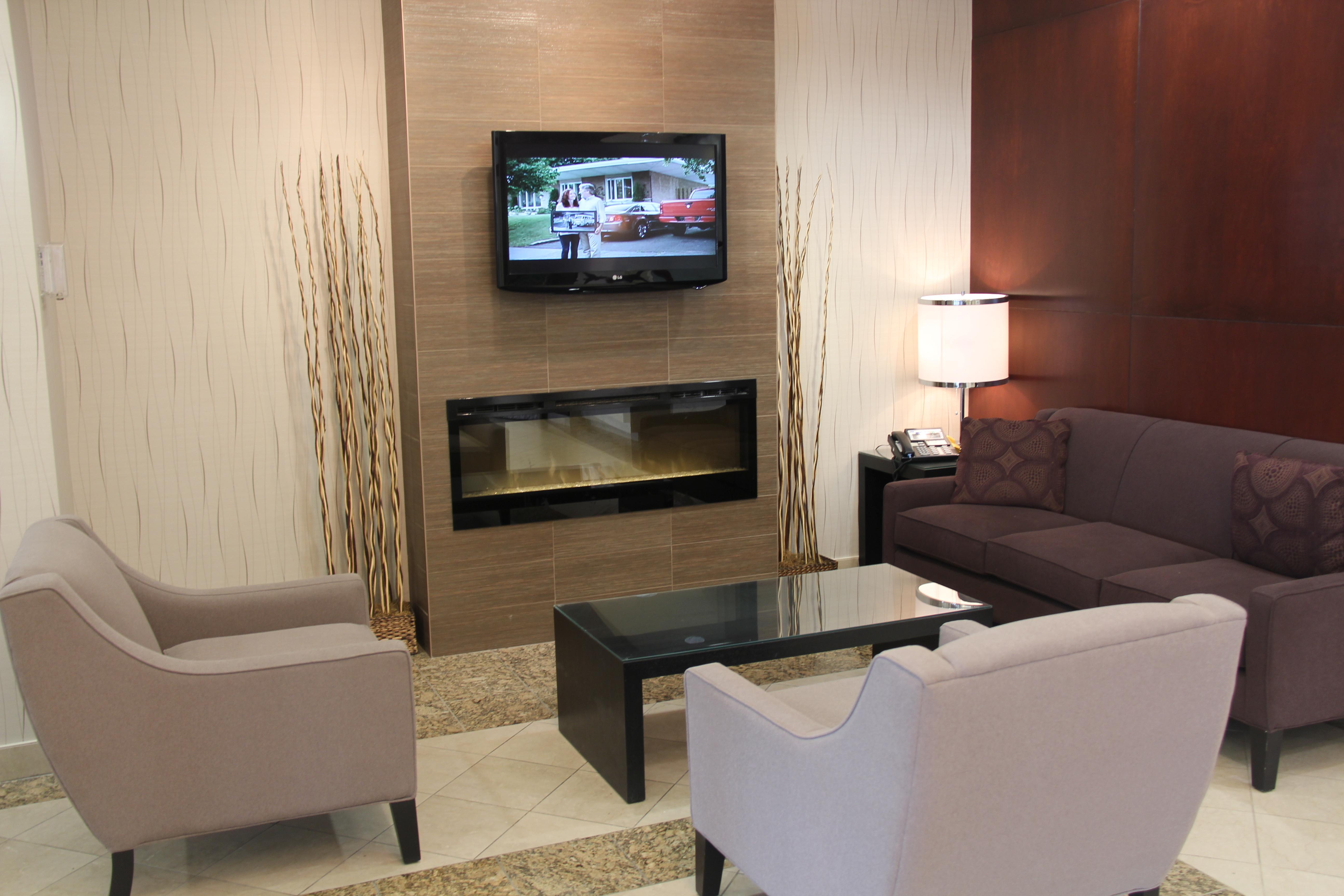 Holiday Inn & Suites Winnipeg Downtown By Ihg Bagian luar foto
