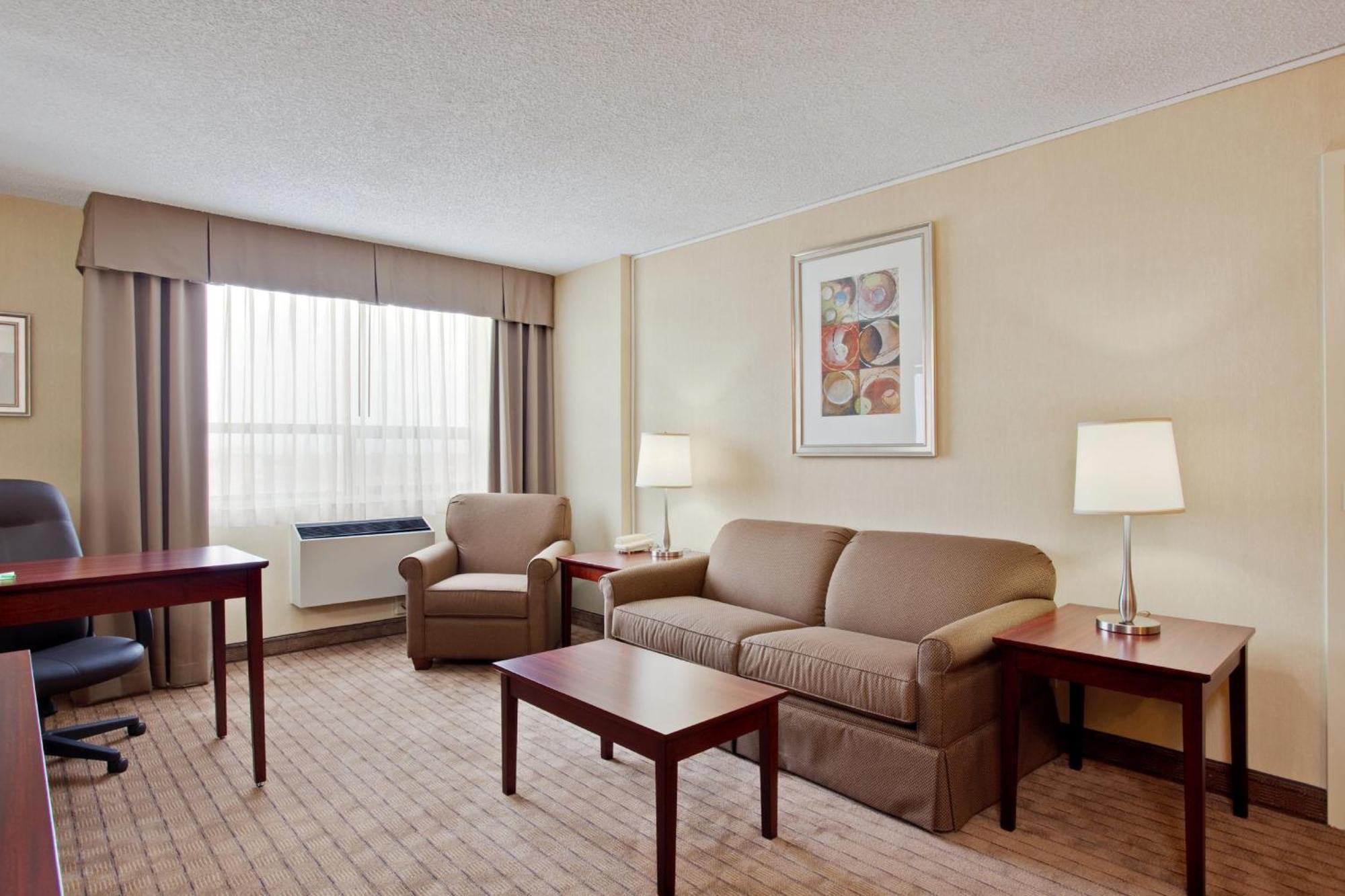 Holiday Inn & Suites Winnipeg Downtown By Ihg Bagian luar foto