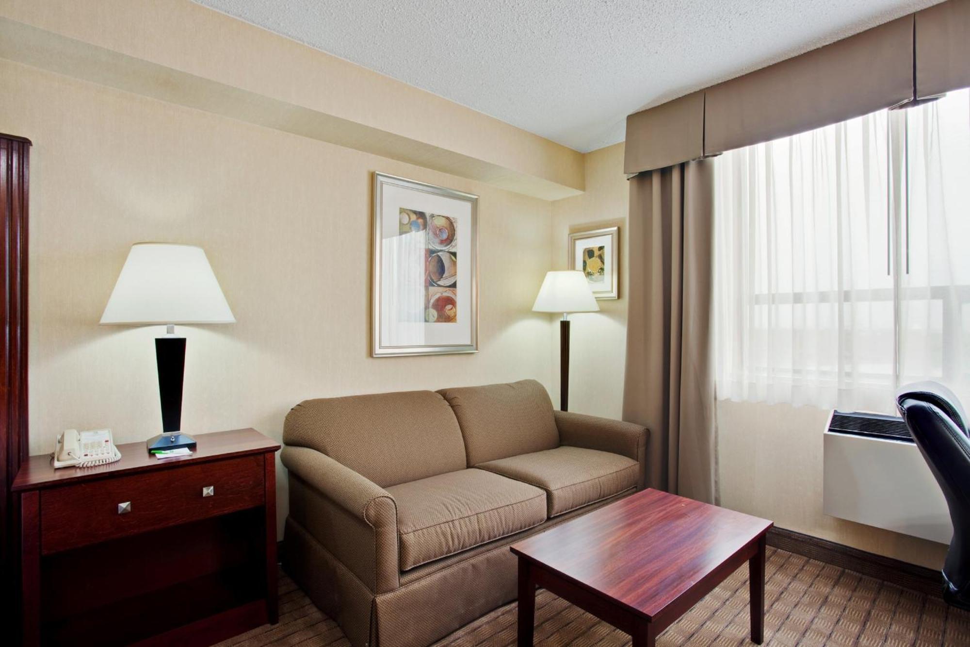 Holiday Inn & Suites Winnipeg Downtown By Ihg Bagian luar foto
