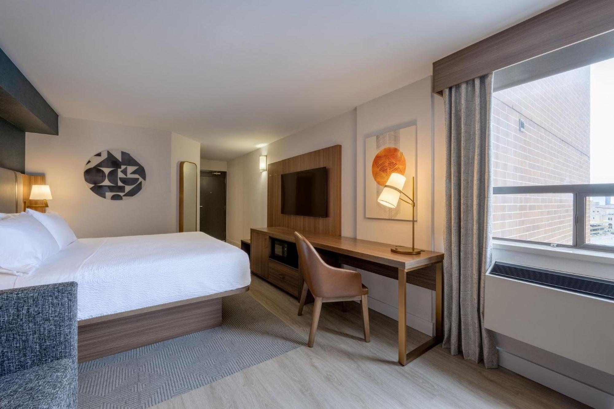 Holiday Inn & Suites Winnipeg Downtown By Ihg Bagian luar foto