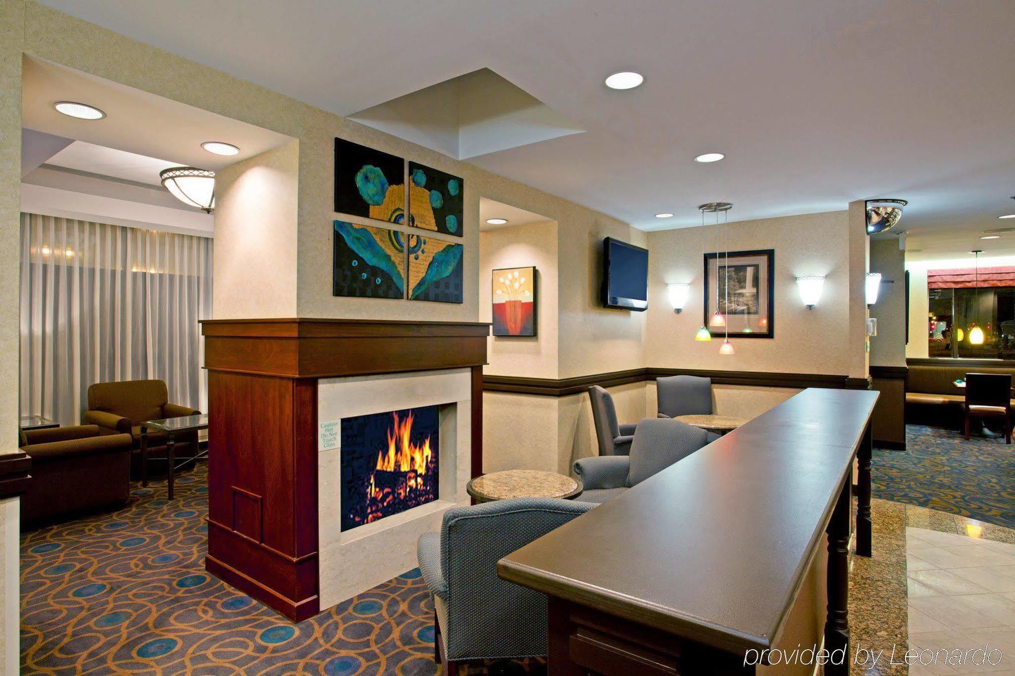 Holiday Inn & Suites Winnipeg Downtown By Ihg Bagian luar foto
